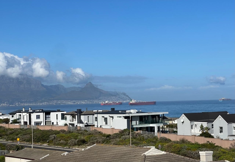 To Let 2 Bedroom Property for Rent in Big Bay Western Cape